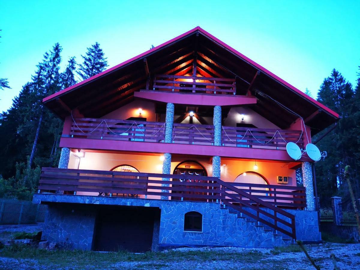 Casa De Vacanta Paraul Rece Eksteriør bilde